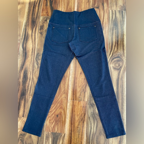 Ruby Ribbon Denim leggings - Picture 3 of 5